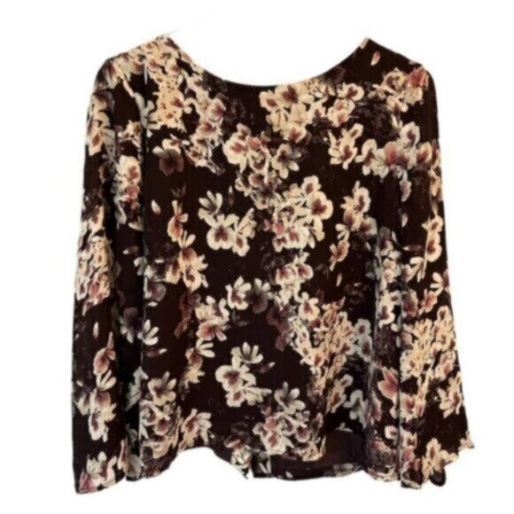 NWT Cupcakes and Cashmere | Women's Jerrin Floral-Print Blouse Size Medium - Picture 3 of 14